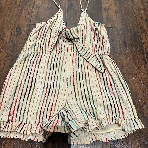 Tularosa Amelia Striped Linen Romper - Picture 10 of 12